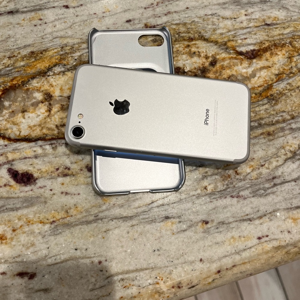 iPhone 7 excellent condition